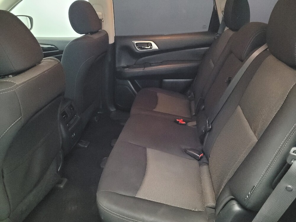 2019 Nissan Pathfinder in New Castle, DE 19720 - 18084057 18