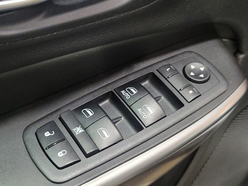 2019 Jeep Cherokee in New Castle, DE 19720 - 18084061 27