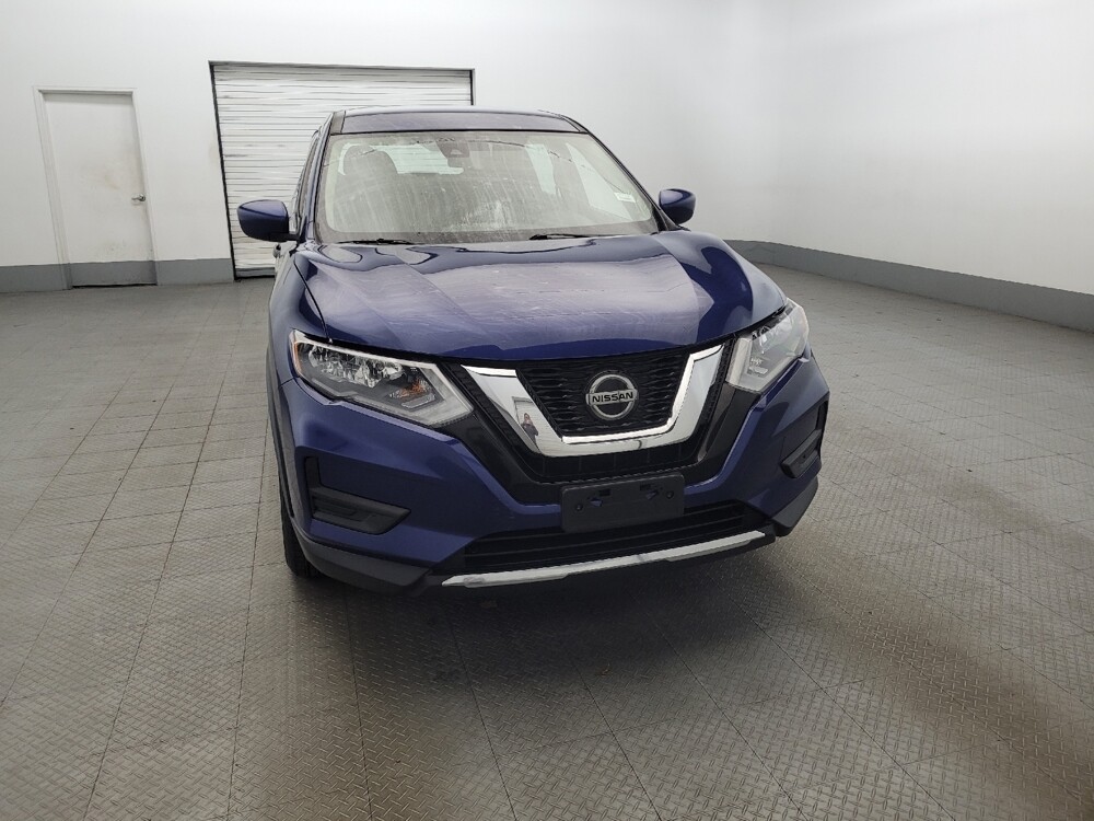 2019 Nissan Rogue in Pittsburgh, PA 15236 - 18084062 14