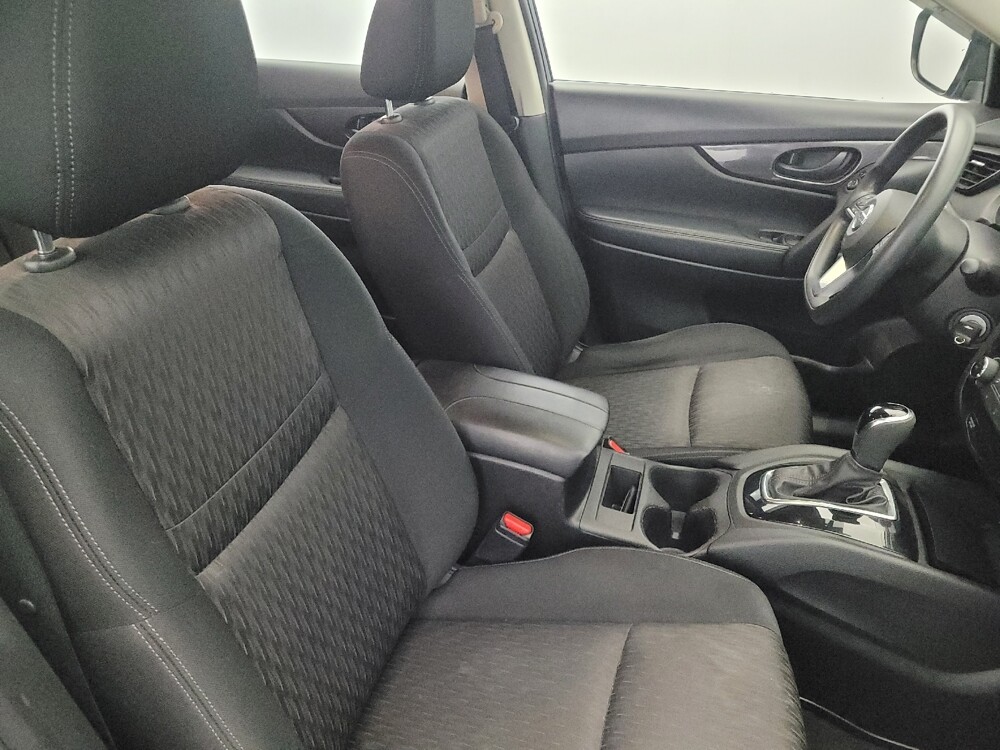 2019 Nissan Rogue in Pittsburgh, PA 15236 - 18084062 21