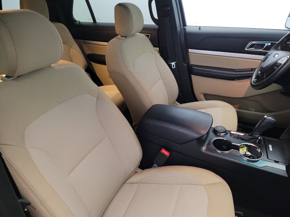 2016 Ford Explorer in Pittsburgh, PA 15237 - 18084064 21