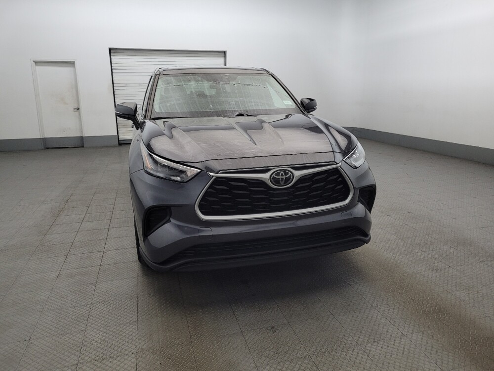 2020 Toyota Highlander in New Castle, DE 19720 - 18084065 14