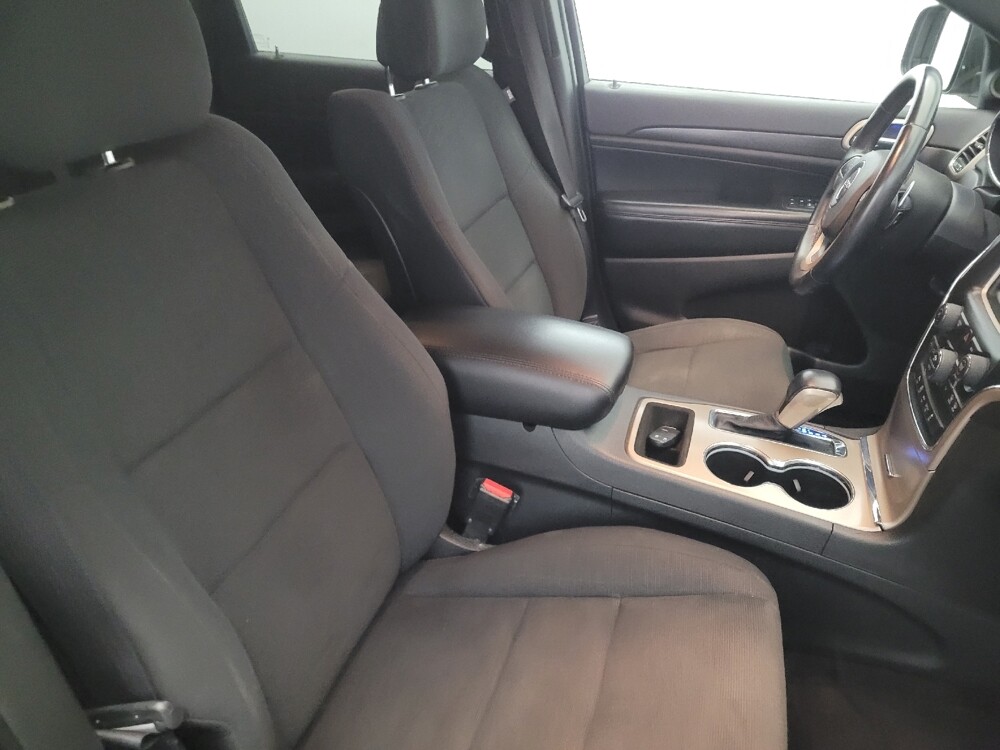 2017 Jeep Grand Cherokee in Pittsburgh, PA 15237 - 18084067 30