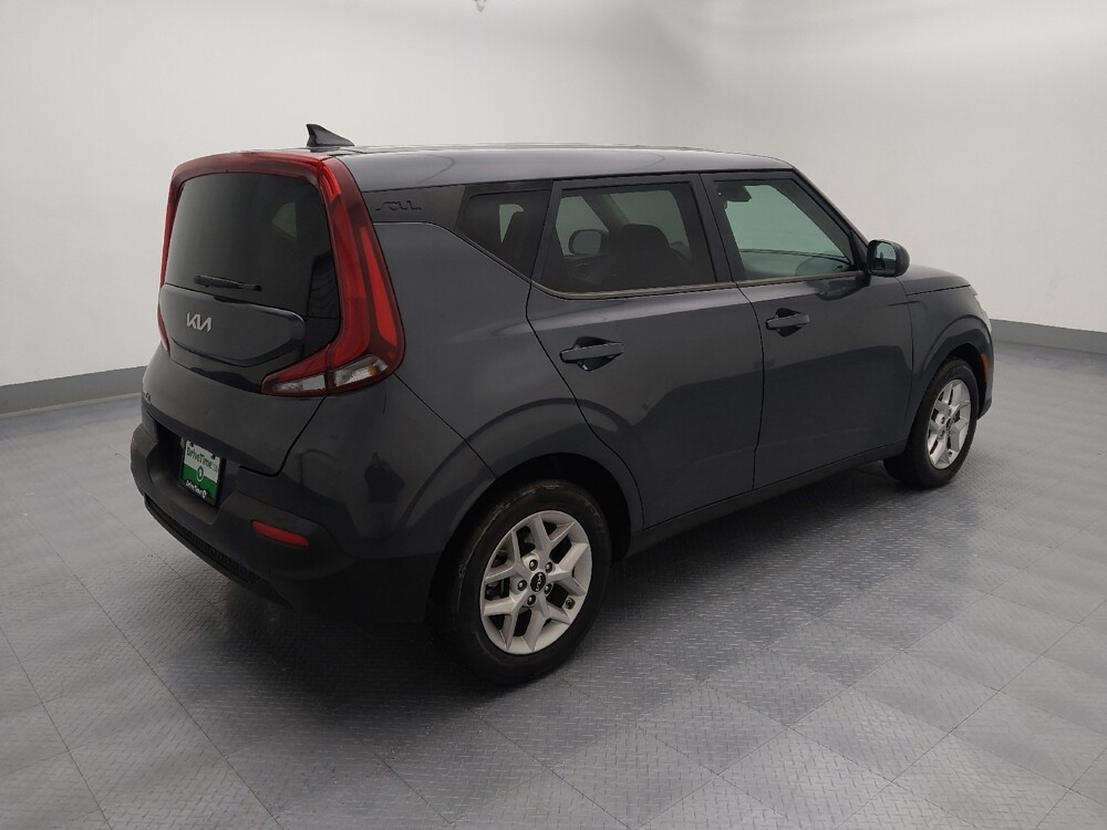 2022 Kia Soul in Wichita, KS 67207 - 18084073 10