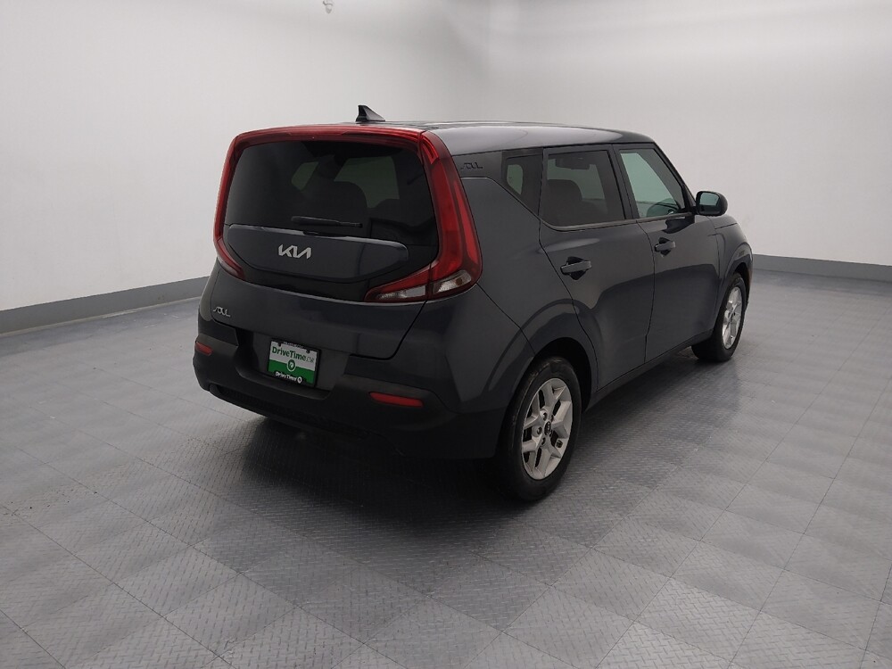 2022 Kia Soul in Wichita, KS 67207 - 18084073 9