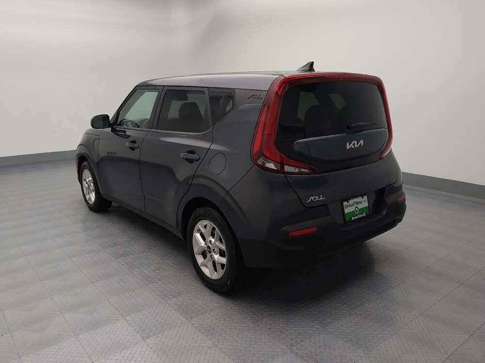 2022 Kia Soul in Wichita, KS 67207 - 18084073 5