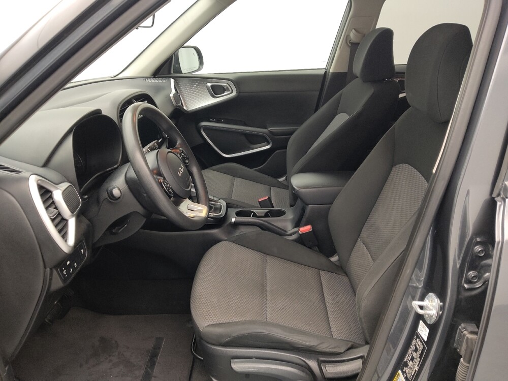 2022 Kia Soul in Wichita, KS 67207 - 18084073 17