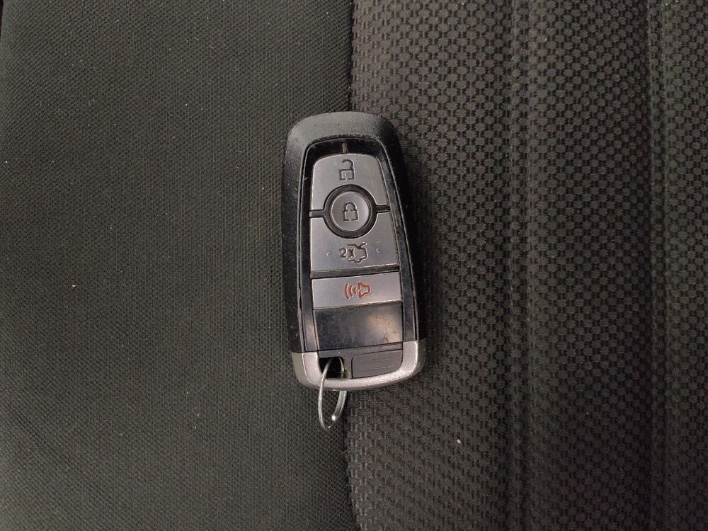 2020 Ford Fusion in Wichita, KS 67207 - 18084074 32