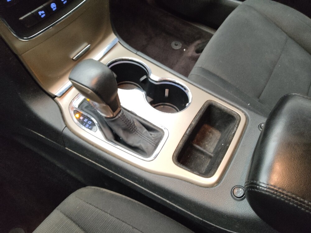 2016 Jeep Grand Cherokee in Madison, TN 37115 - 18084078 26