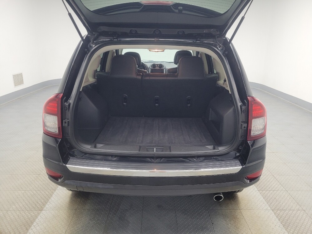 2017 Jeep Compass in Indianapolis, IN 46219 - 18084081 29