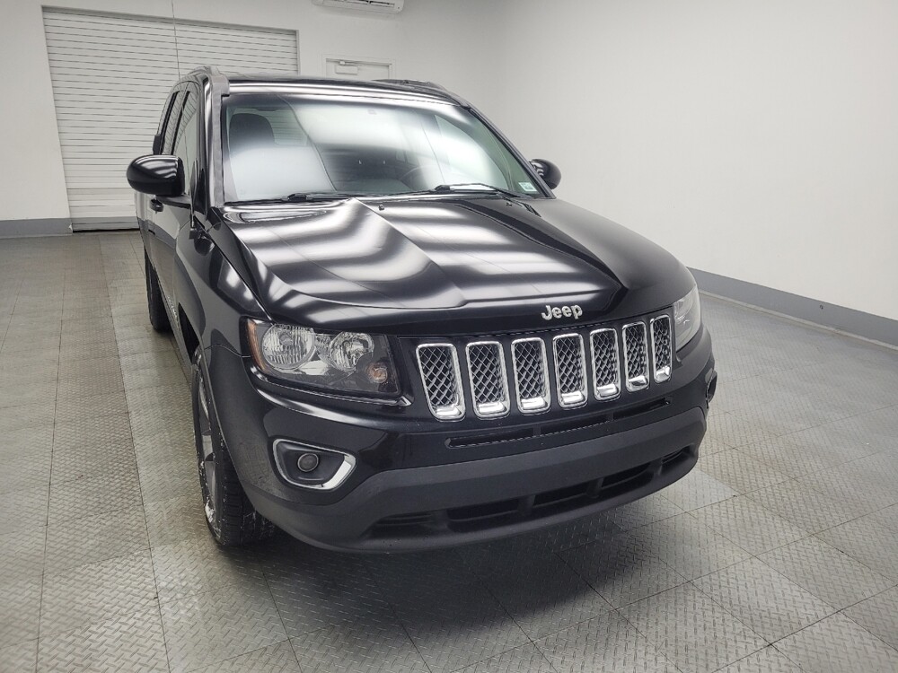 2017 Jeep Compass in Indianapolis, IN 46219 - 18084081 14