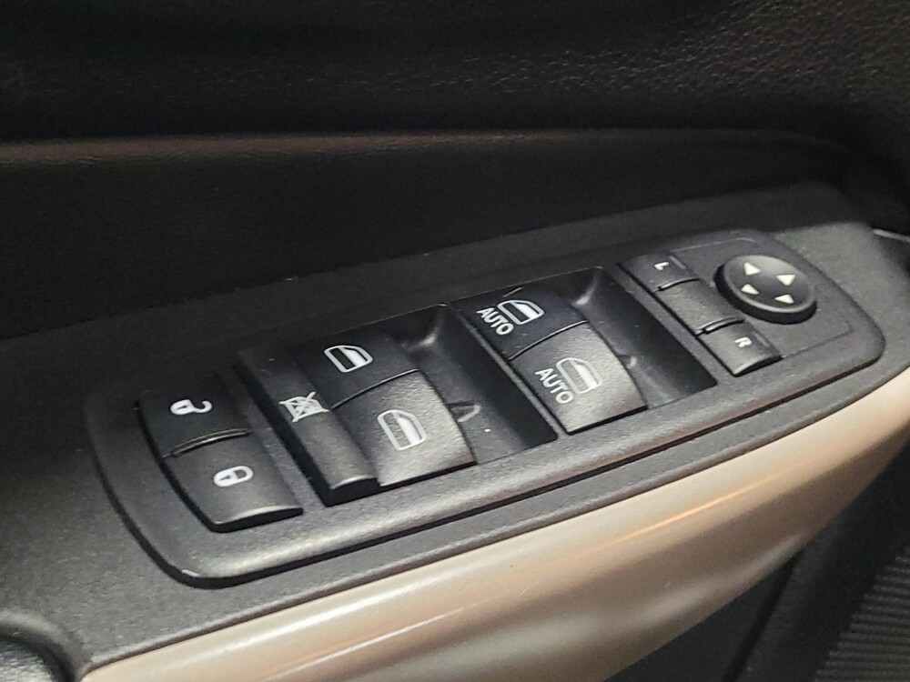 2018 Jeep Cherokee in Williamstown, NJ 8094 - 18084087 27