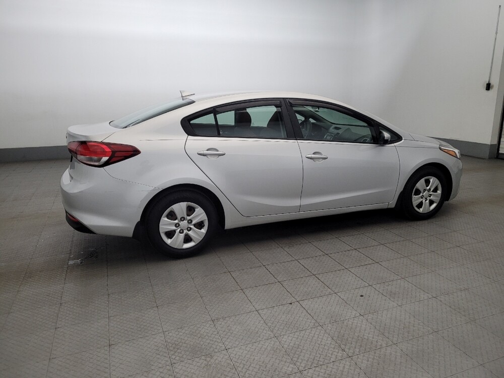 2018 Kia Forte in Williamstown, NJ 8094 - 18084088 10