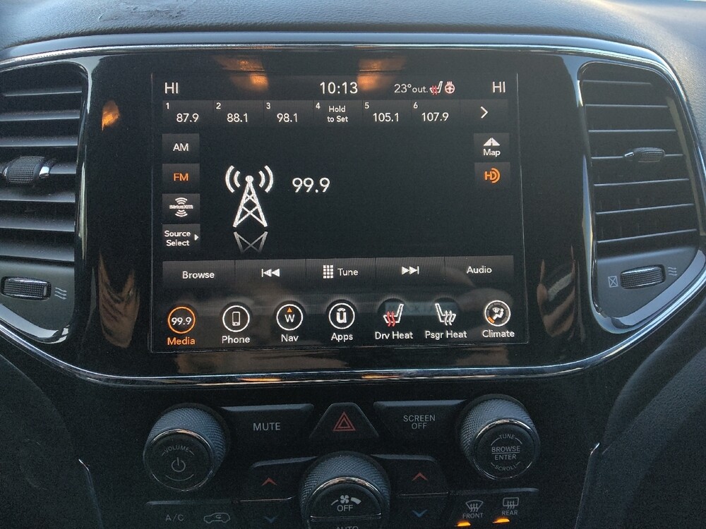 2021 Jeep Grand Cherokee in Wichita, KS 67207 - 18084093 25