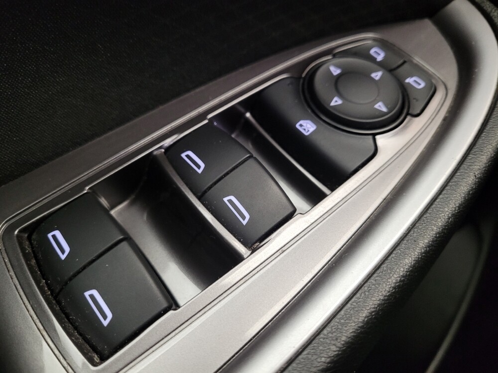 2021 Chevrolet Malibu in Montclair, CA 91763 - 18084107 27