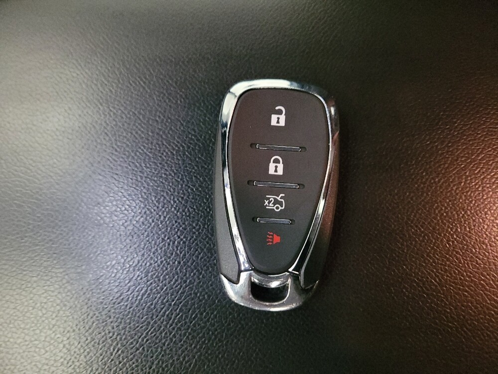 2021 Chevrolet Malibu in Montclair, CA 91763 - 18084107 32