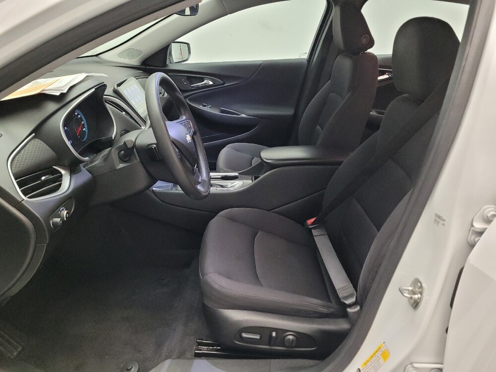 2021 Chevrolet Malibu in Montclair, CA 91763 - 18084107 17
