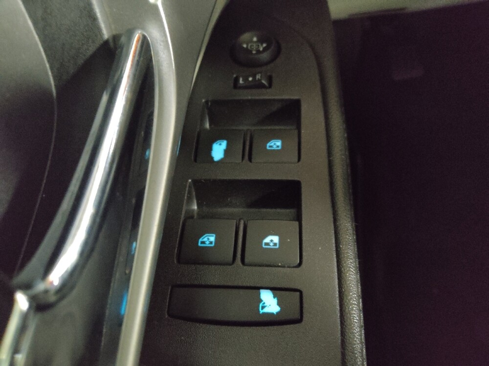 2017 Chevrolet Equinox in Chattanooga, TN 37421 - 18084113 27