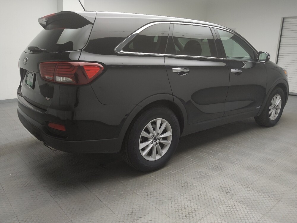 2019 Kia Sorento in Madison, TN 37115 - 18084119 10