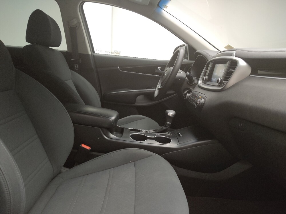 2019 Kia Sorento in Madison, TN 37115 - 18084119 21