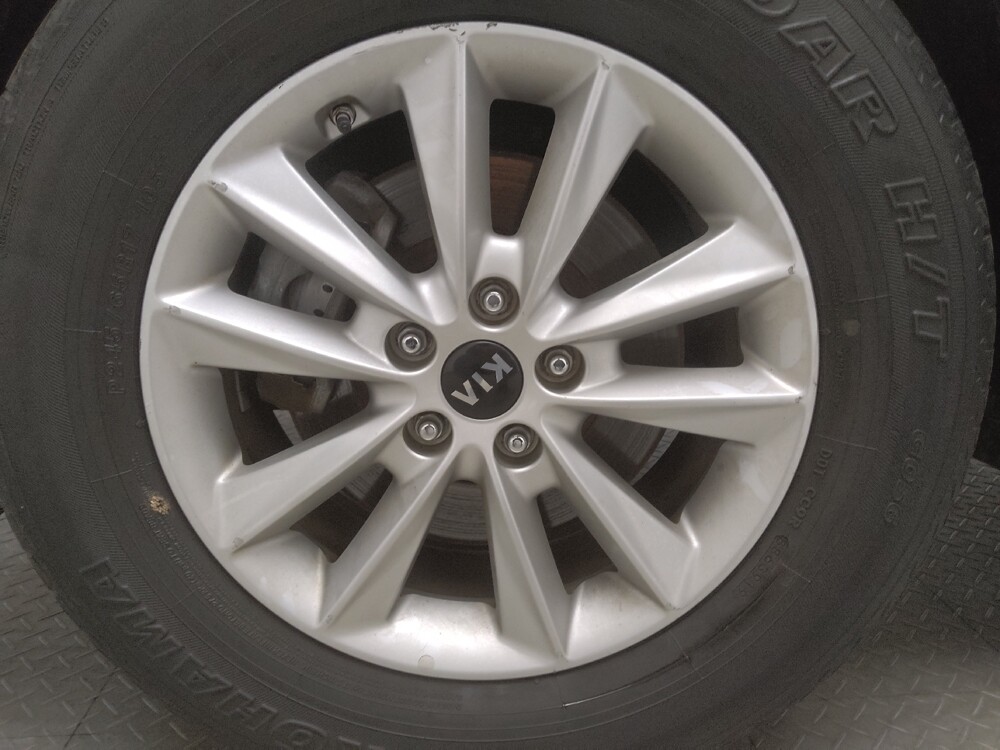 2019 Kia Sorento in Madison, TN 37115 - 18084119 31