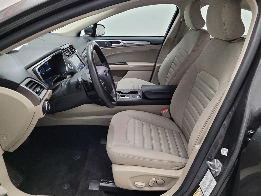 2019 Ford Fusion in Montclair, CA 91763 - 18084122 17