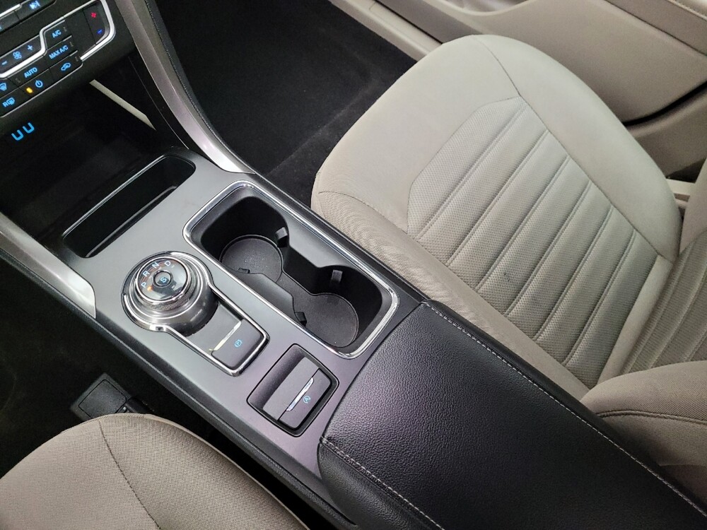 2019 Ford Fusion in Montclair, CA 91763 - 18084122 26