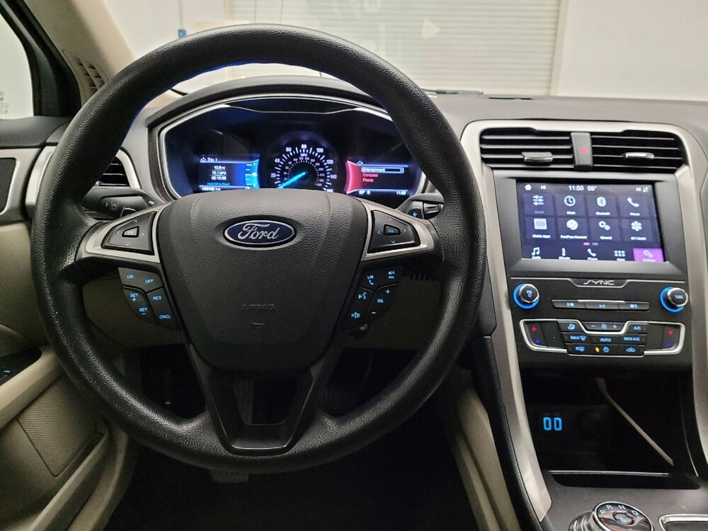 2019 Ford Fusion in Montclair, CA 91763 - 18084122 22