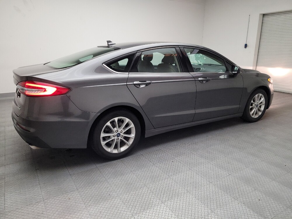 2019 Ford Fusion in Montclair, CA 91763 - 18084122 10