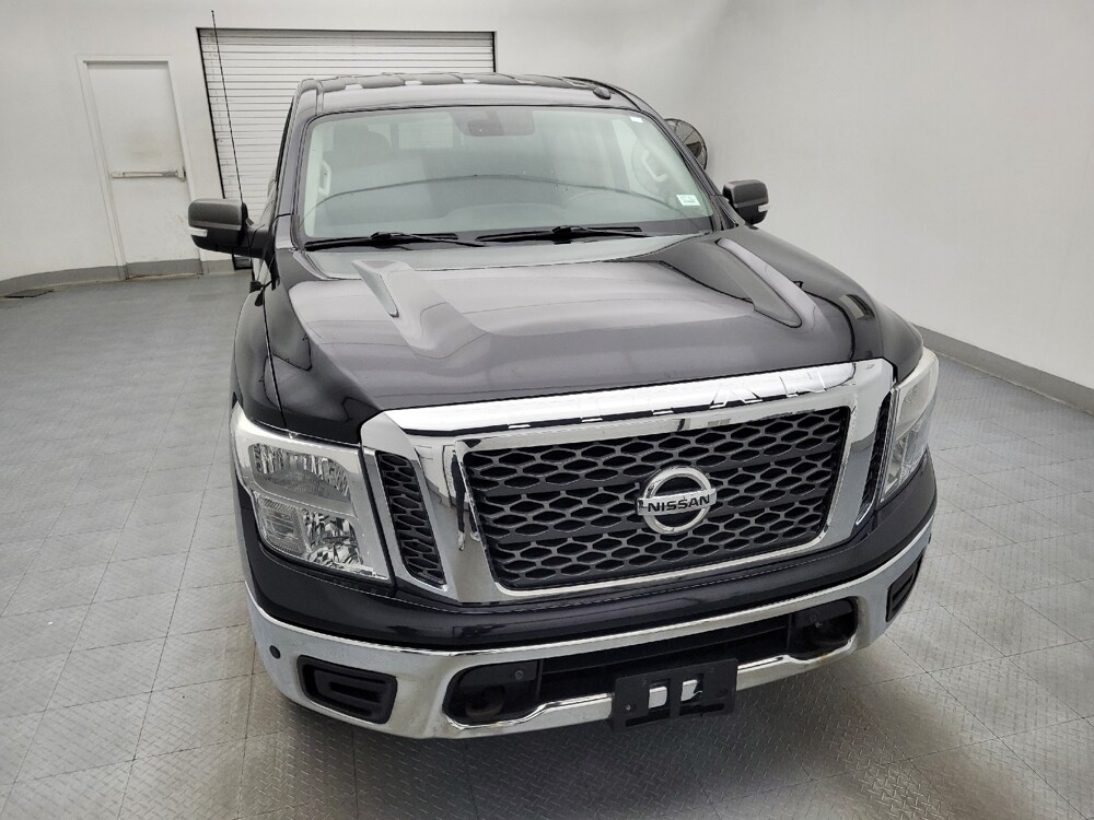 2018 Nissan Titan in Wilmington, NC 28405 - 18084125 14