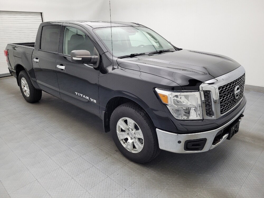 2018 Nissan Titan in Wilmington, NC 28405 - 18084125 11