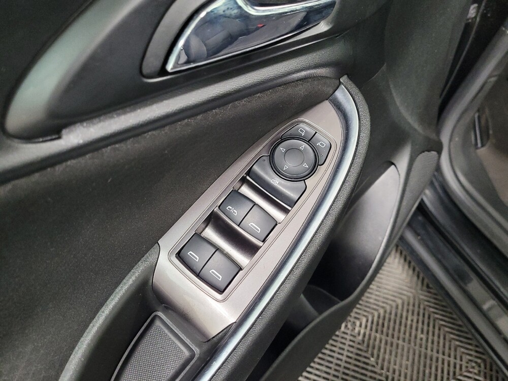 2021 Chevrolet Malibu in Allentown, PA 18103 - 18084127 27