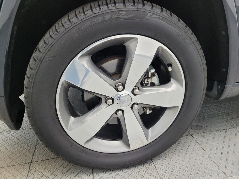 2015 Jeep Grand Cherokee in Mesa, AZ 85210 - 18084131 31