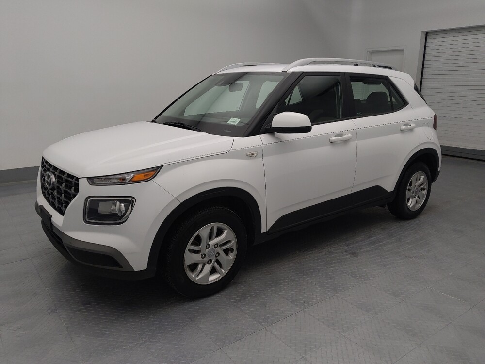 2020 Hyundai Venue in Wichita, KS 67207 - 18084153 2