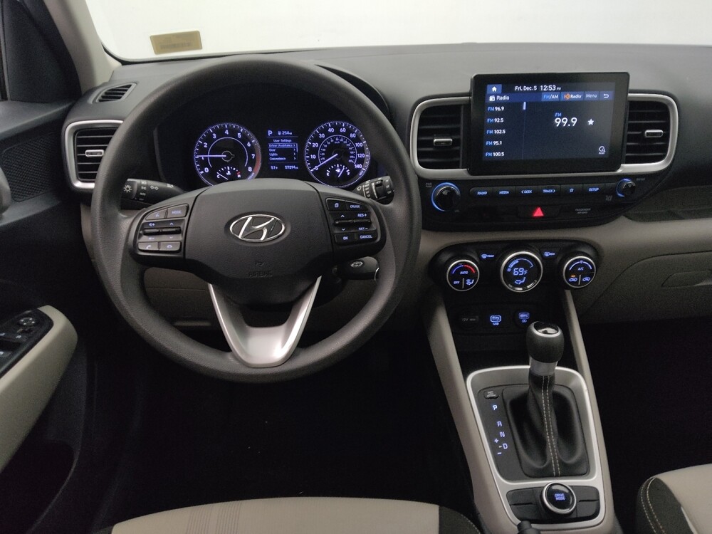 2020 Hyundai Venue in Wichita, KS 67207 - 18084153 22