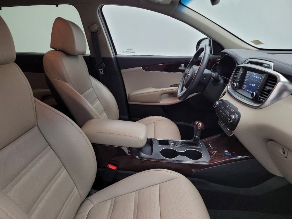 2017 Kia Sorento in Lexington, KY 40509 - 18084154 21