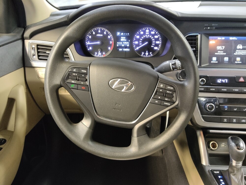 2017 Hyundai Sonata in Tampa, FL 33619 - 18084158 22