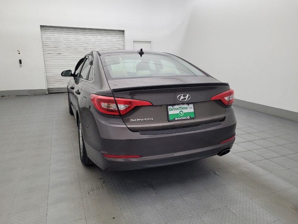 2017 Hyundai Sonata in Tampa, FL 33619 - 18084158 6