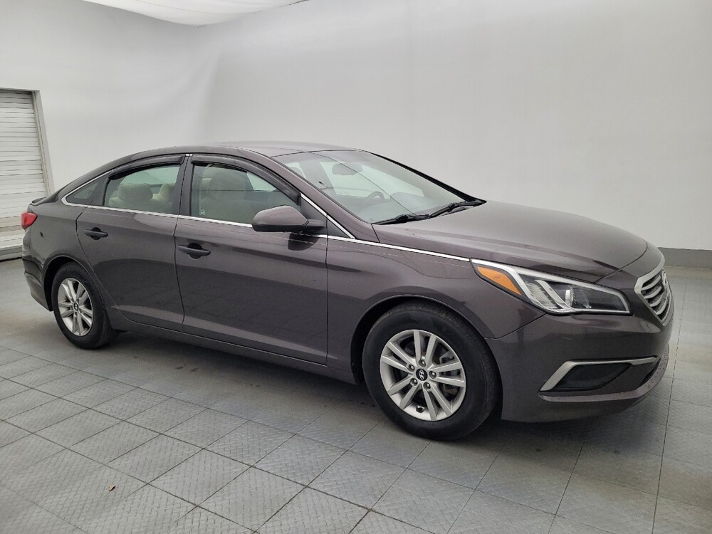 2017 Hyundai Sonata in Tampa, FL 33619 - 18084158 11