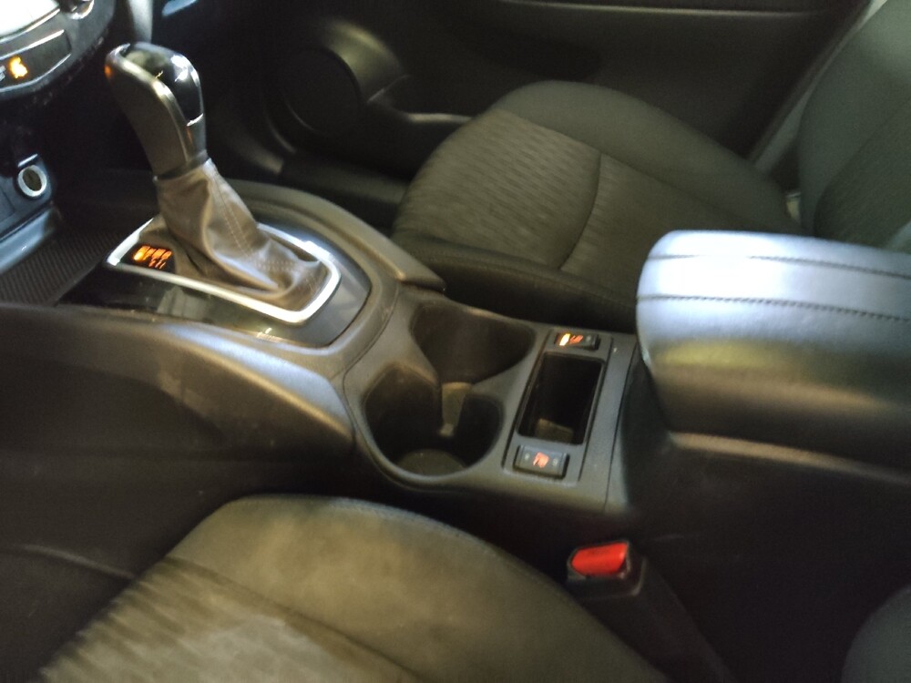 2018 Nissan Rogue in Columbia, SC 29210 - 18084159 26