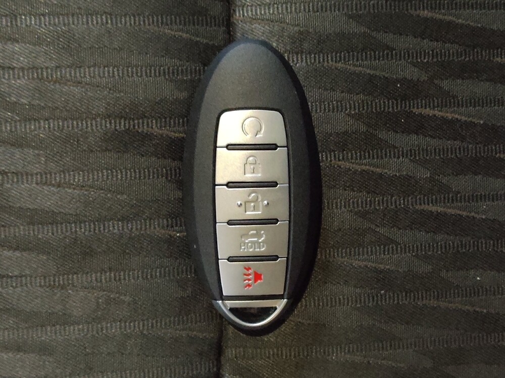 2018 Nissan Rogue in Columbia, SC 29210 - 18084159 32