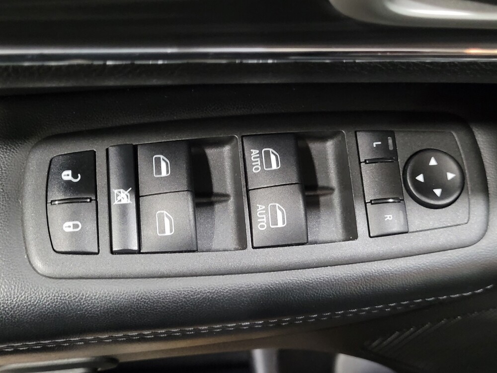 2022 Jeep Grand Cherokee in Plymouth Meeting, PA 19462 - 18084167 27