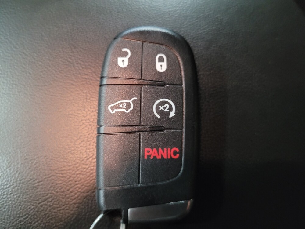 2022 Jeep Grand Cherokee in Plymouth Meeting, PA 19462 - 18084167 32