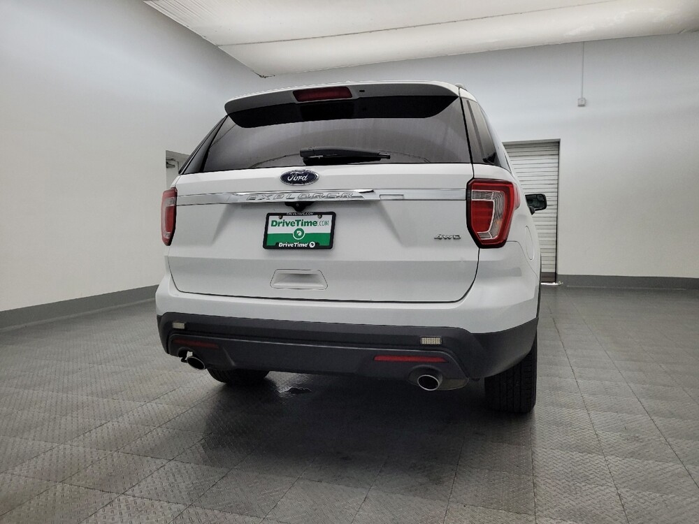 2017 Ford Explorer in Tucson, AZ 85705 - 18084187 7