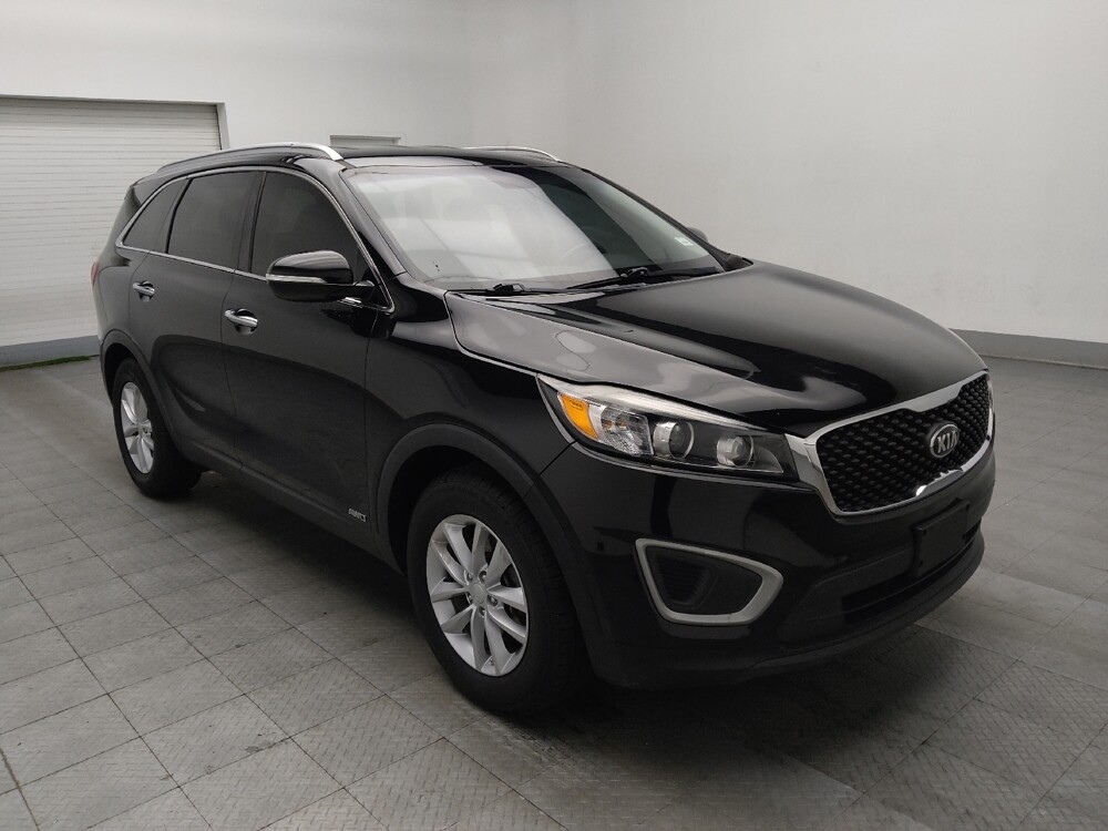 2018 Kia Sorento in Marietta, GA 30062 - 18084196 13