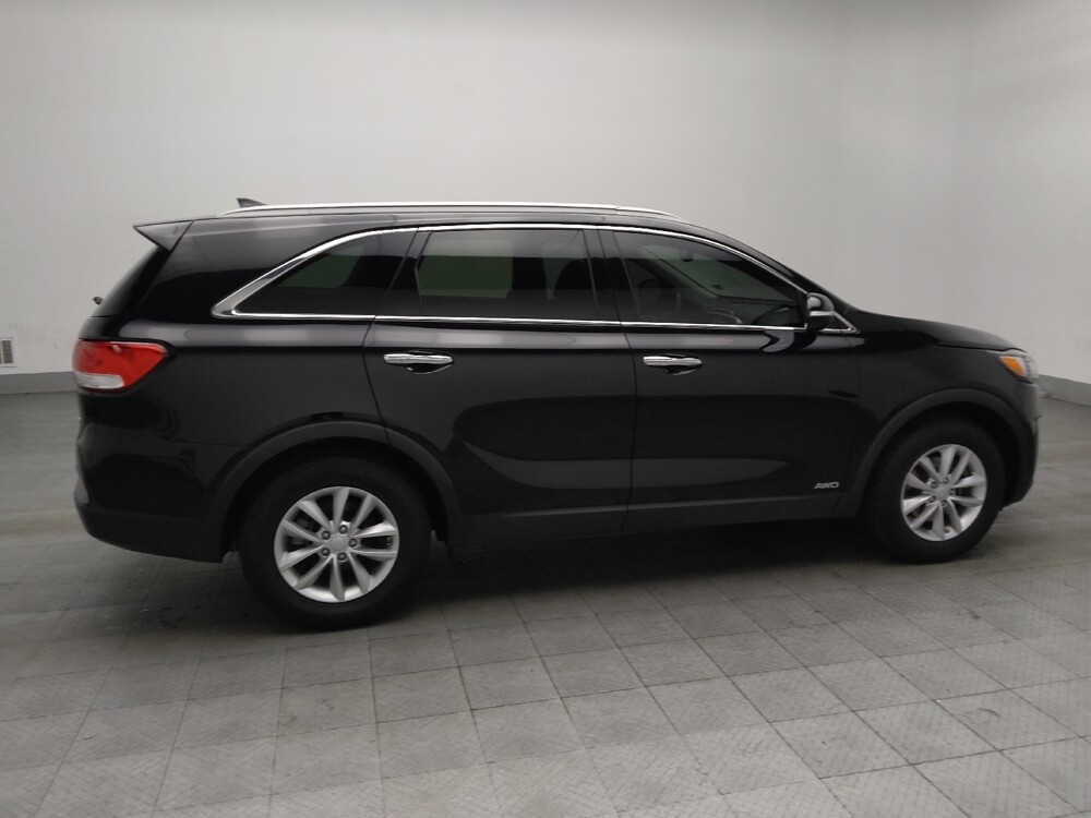 2018 Kia Sorento in Marietta, GA 30062 - 18084196 10