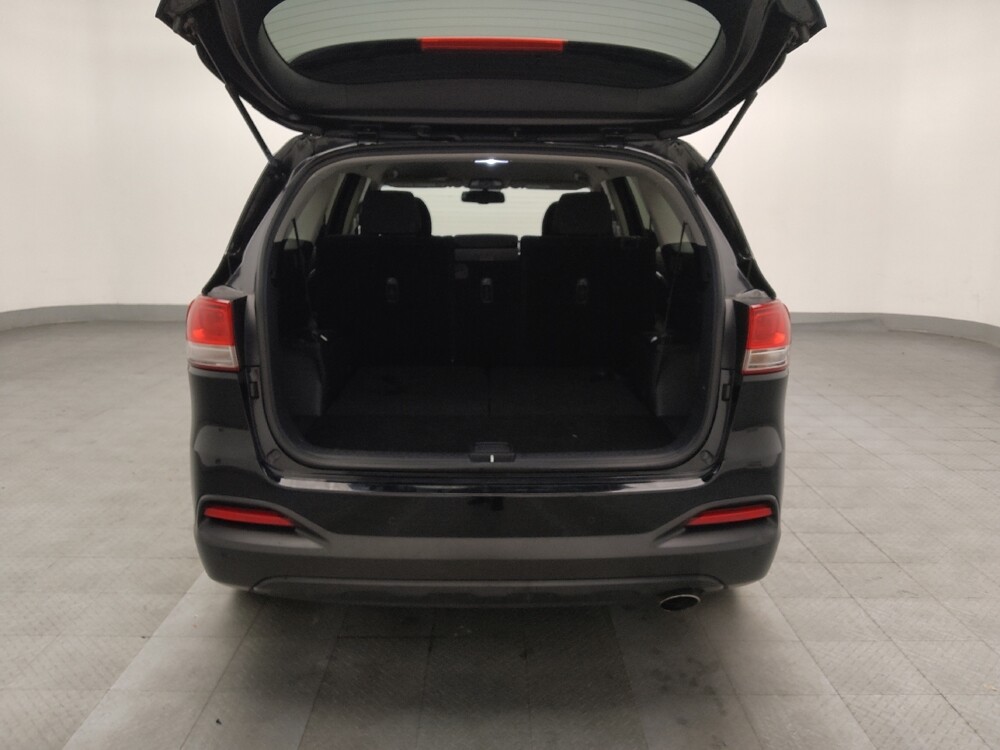 2018 Kia Sorento in Marietta, GA 30062 - 18084196 29