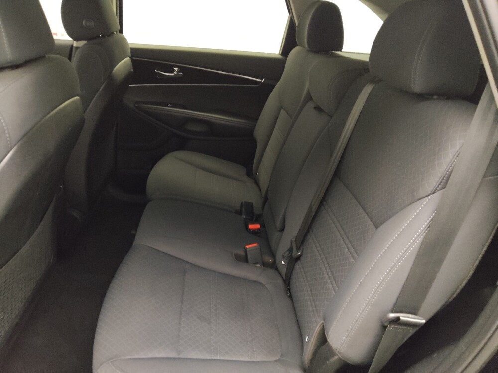 2018 Kia Sorento in Marietta, GA 30062 - 18084196 18