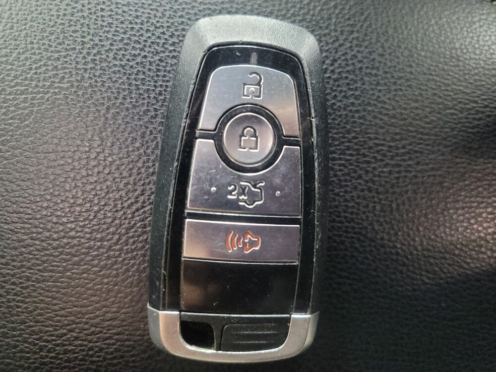 2019 Ford Fusion in Jackson, MS 39211 - 18084197 32