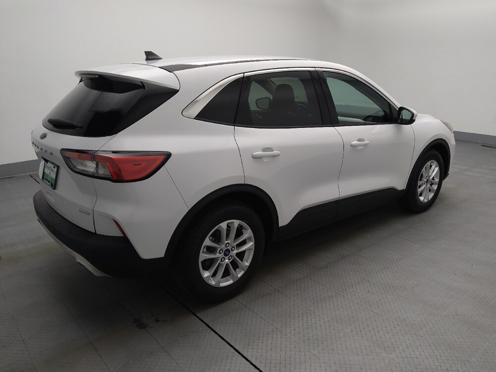 2020 Ford Escape in Wichita, KS 67207 - 18084198 10